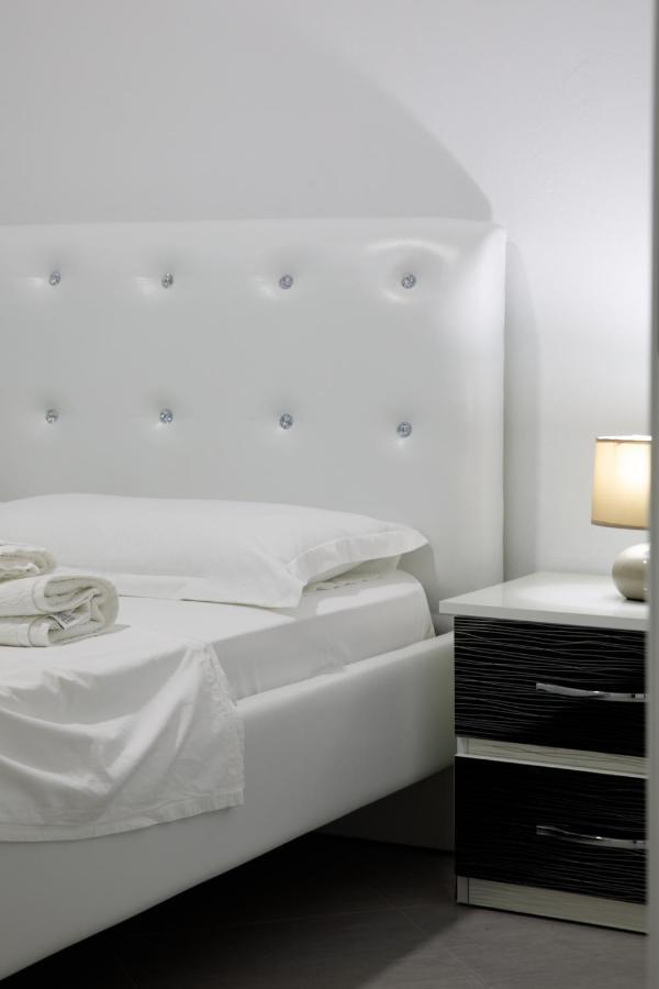 Grand Blue Aparthotel Sarandë エクステリア 写真